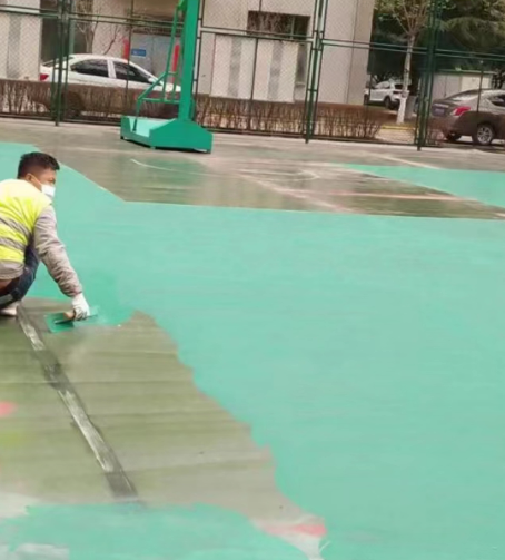 滨海球场地面翻新